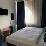 Argenta Living 131 旅馆 金策尔