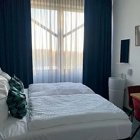 Argenta Living 131 旅馆 金策尔